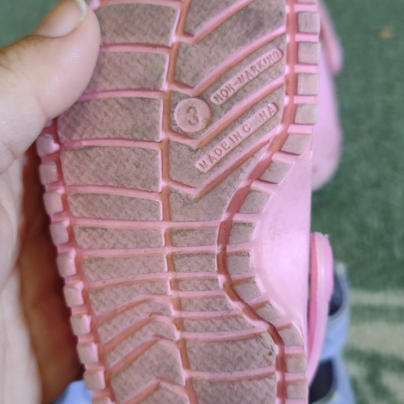 Shoes - Picture 3 of 3